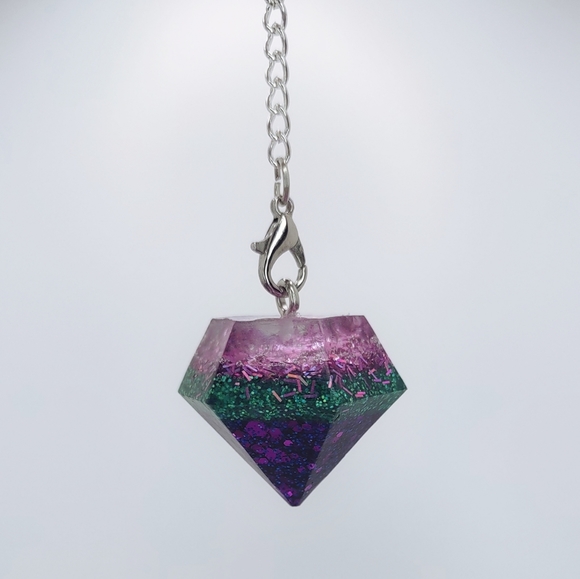Mermaid purple green and pink glittery handcrafted dowsing pendulum - Picture 9 of 11